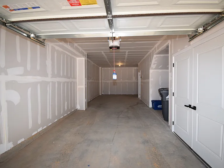 4810 Chastain Ave — Photo 9