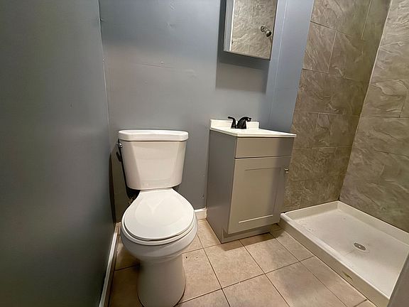 5th image of 334 N 62nd St