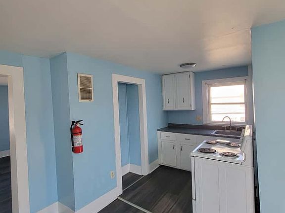 2nd image of 401 W Green St #A2
