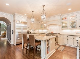 200 Lovers Ln, Fairfield, CT 06824