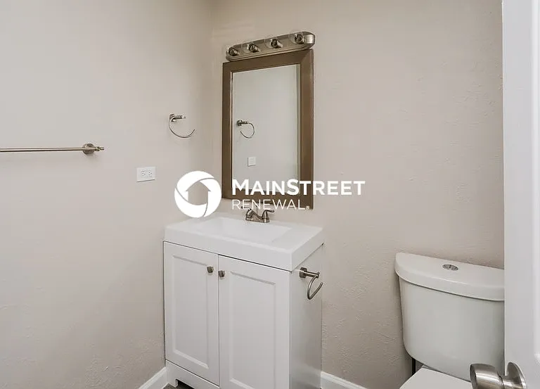10405 Kinslow Dr — Photo 4