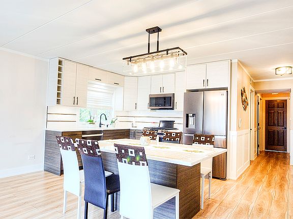 5th image of 5242 W 79th St APT 2D