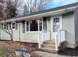 8622 Trudy Rd, Rockford, IL 61108