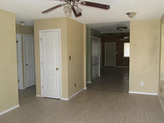 2nd image of 12044 Cannon Hill Dr