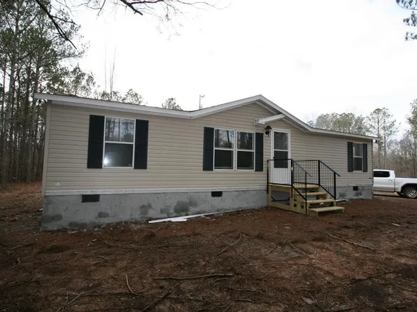 215 Shadow Ln, Chatsworth, GA 30705