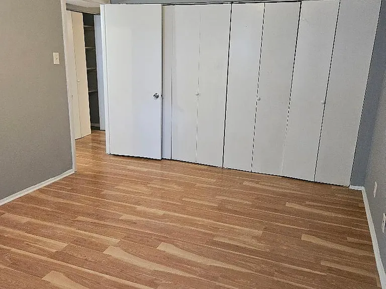 3936 Stone Gate Dr #D — Photo 19