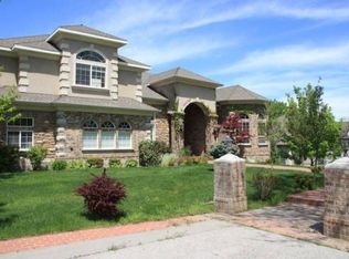 7624 S Hilden Ct, Cottonwood Heights, UT 84093