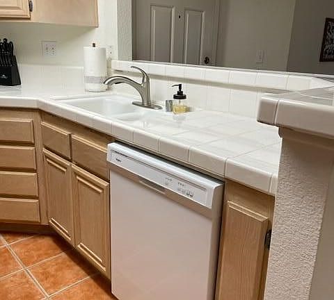 4th image of 675 Oak Run Trl Unit 309