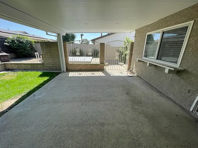 13471 Preciado Ave — Photo 28