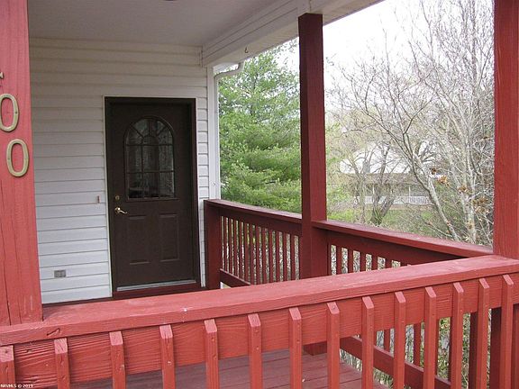 5th image of 400 Algonquin Ct