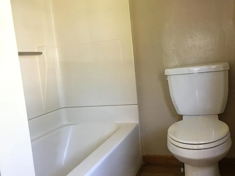 44 Hough St #A — Photo 8