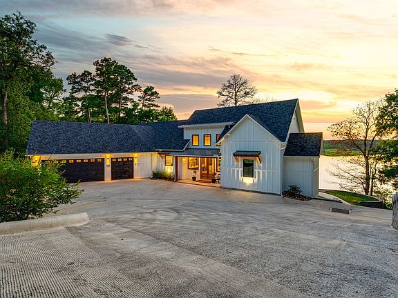 4th image of 800 Camp Cypress Trl