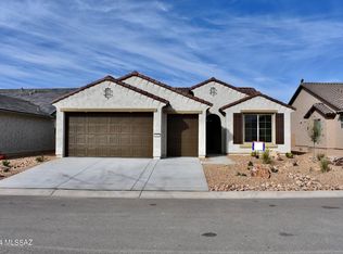 1565 E Marble Way, Green Valley, AZ 85614