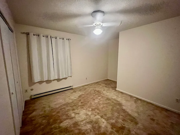 3307 Hall St — Photo 9