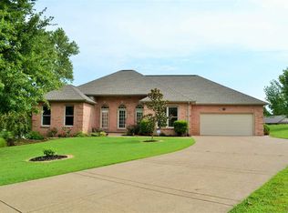 7622 Briar Ct, Newburgh, IN 47630