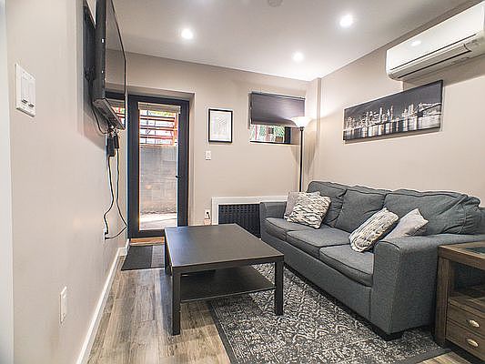 4th image of 621 48th St #1B
