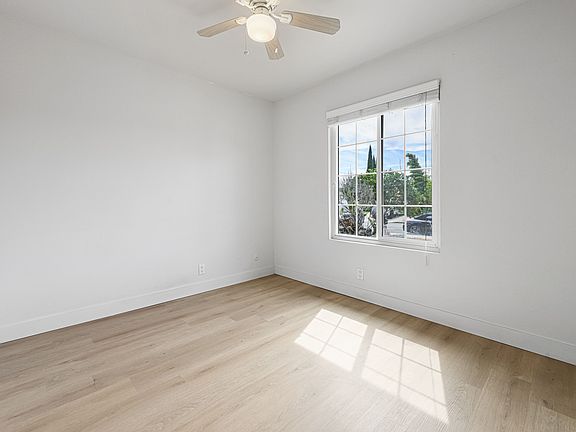 4th image of 1544 Indian Summer Rd