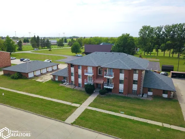 1629 Sunset St, Grinnell, IA 50112