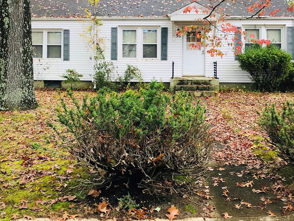 1st image of 30 Monterey Cir