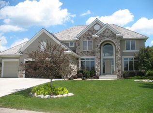 8561 Crane Dance Trl, Eden Prairie, MN 55344