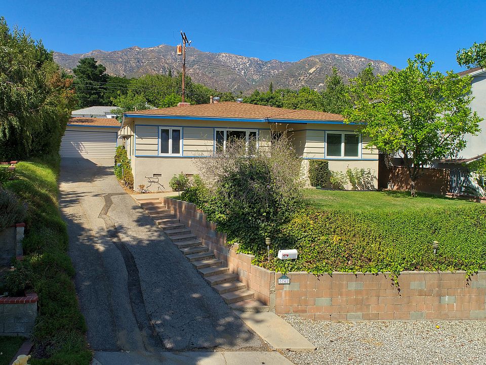 1st image of 3741 El Moreno St