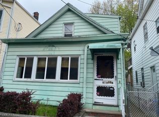 104 Center St, Clifton, NJ 07011