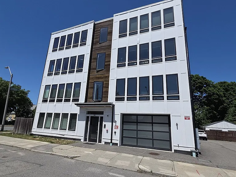 58 Tolman St #4 — Photo 16