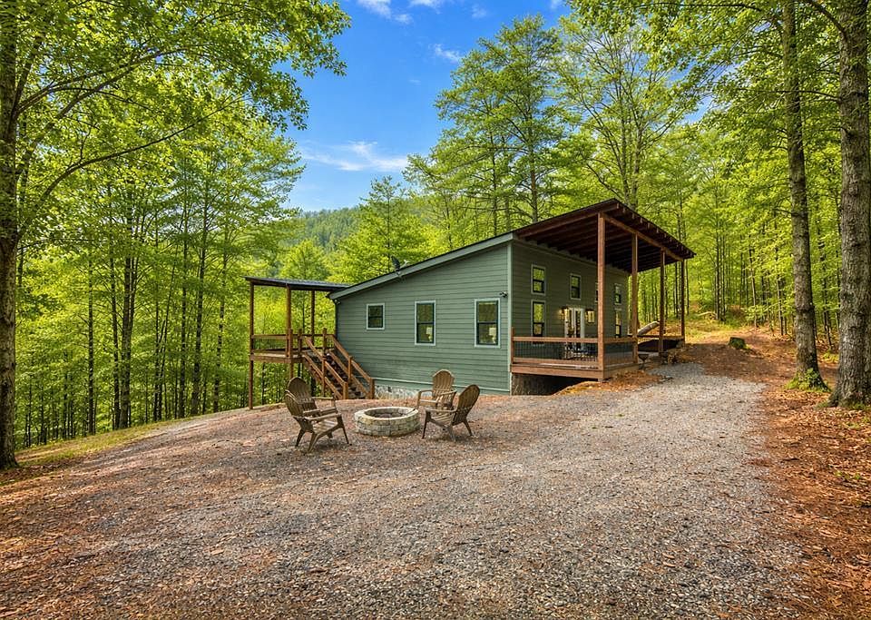 1st image of 642 Crabapple Dr