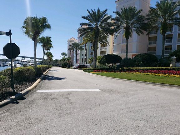 5th image of 102 Yacht Harbor Dr Unit 571
