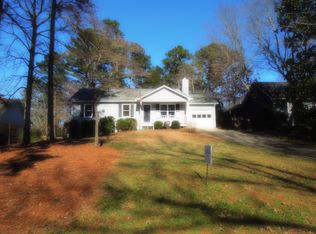 975 Timber Lake Dr, Cumming, GA 30041