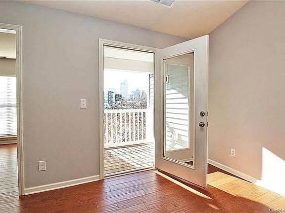 5th image of 1240 Duncan Gardens Dr #1240
