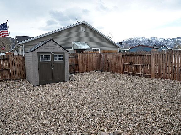 4th image of 1220-1222 N Cedar Blvd