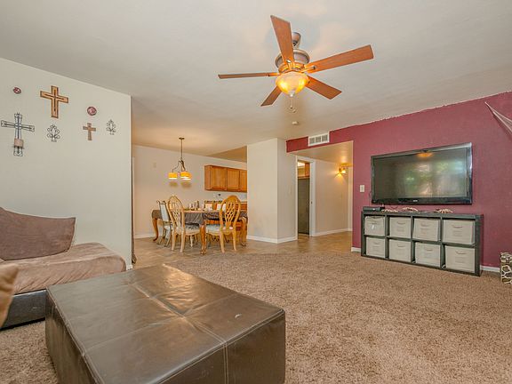 5th image of 3718 N Sharon Dr
