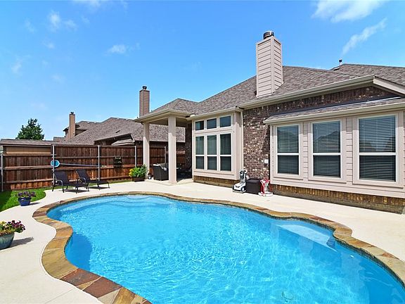 2nd image of 633 Mist Flower Dr