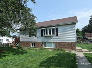 26415 W Ingleside Shore Rd, Ingleside, IL 60041