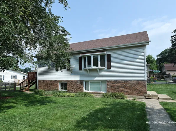 26415 W Ingleside Shore Rd, Ingleside, IL 60041
