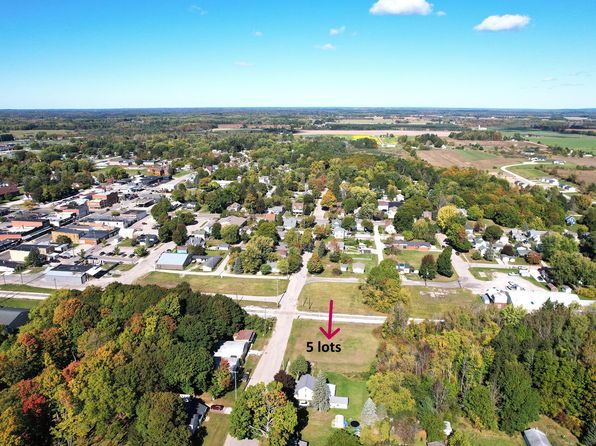 S Columbia Ave, Scottville, MI 49454