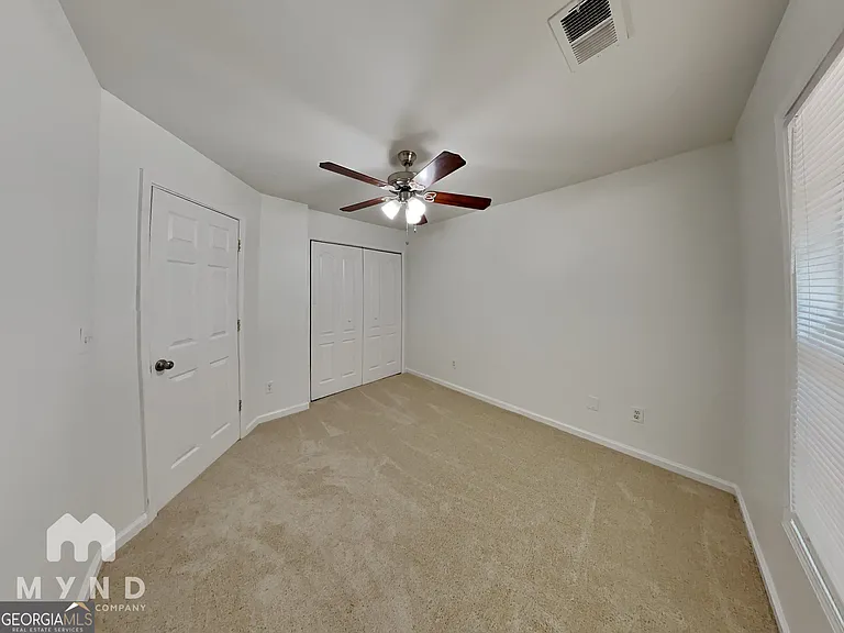 1963 Whitehall Forest Ct SE — Photo 11