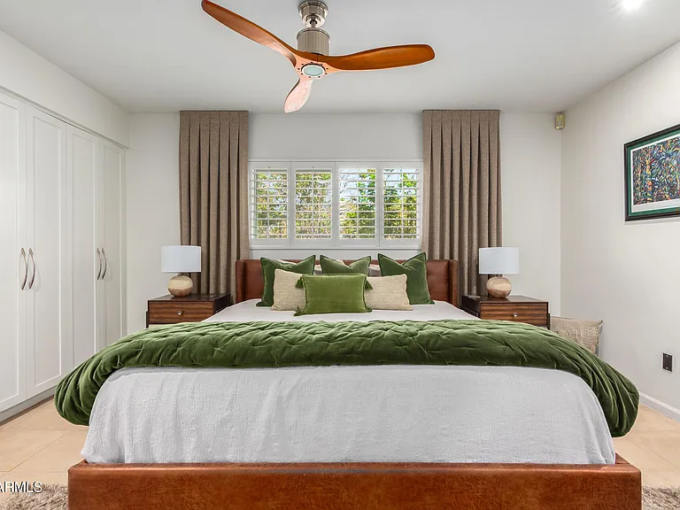 2909 E Las Rocas Dr — Photo 19