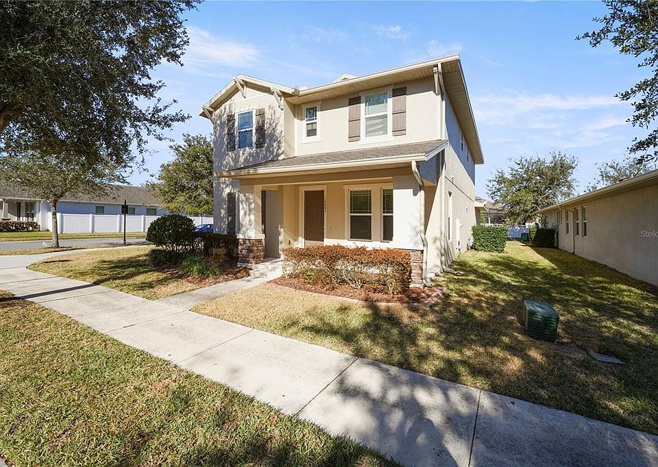 1st image of 15043 Pigeon Plum Ln