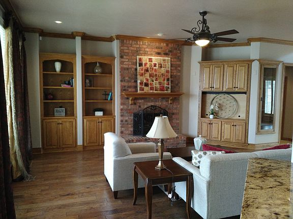5th image of 2212 Twin Creek Ln