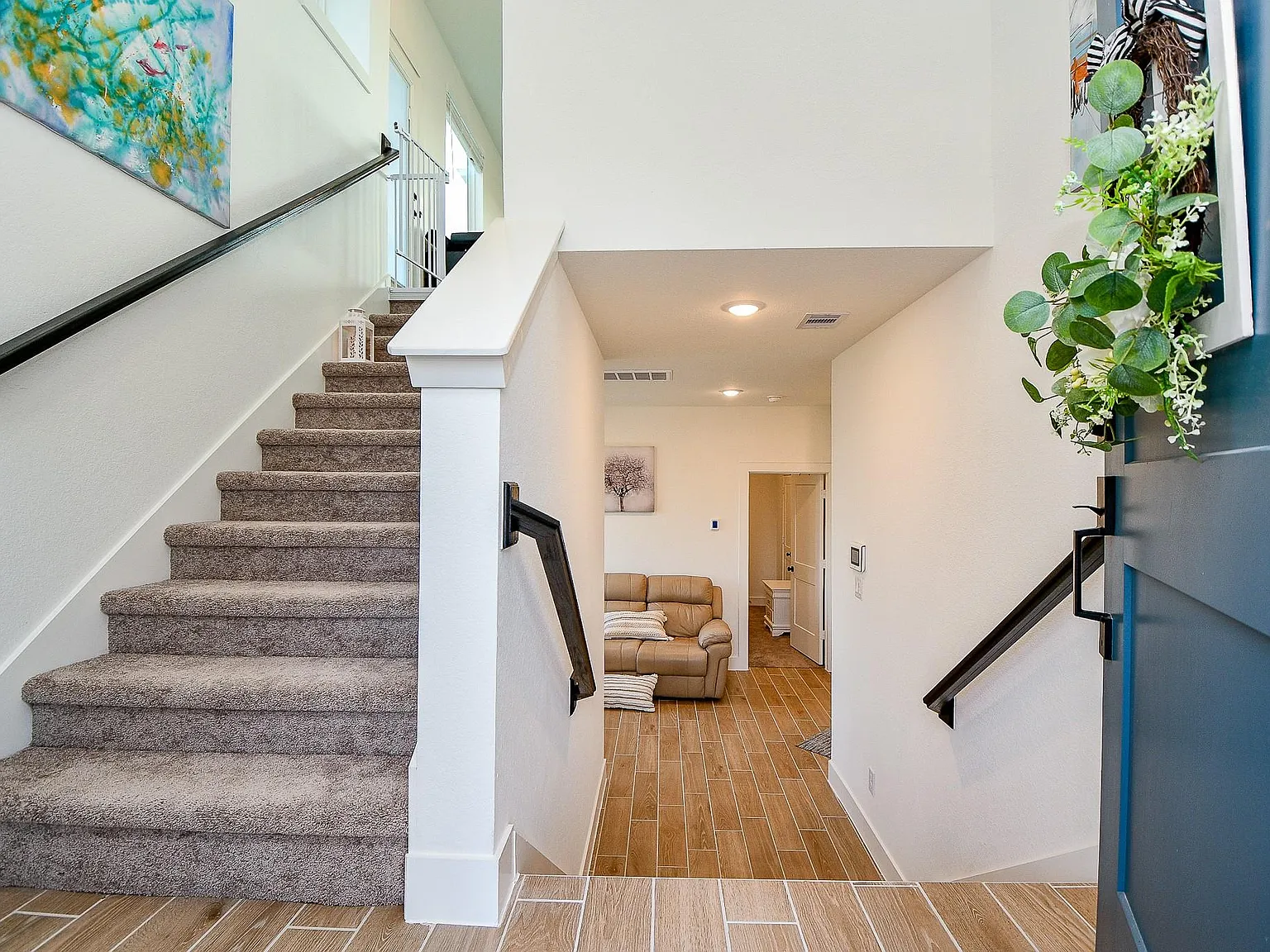 3 bed, 2.0 bath, 1744 sqft, $3,000 — Photo 4