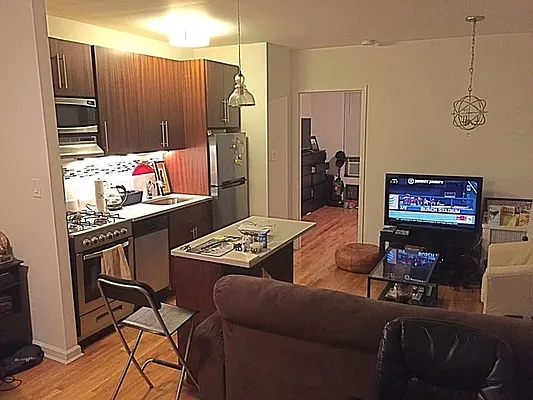 Rented by Rapid Realty Cobble Hill | media 28