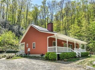 1632 Old Mill Rd, Hendersonville, NC 28792