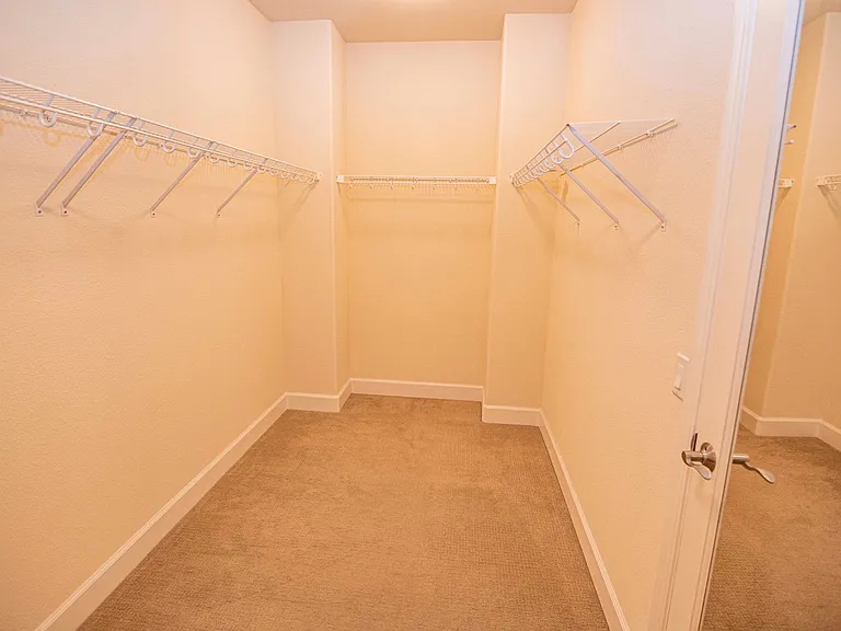 2744 Valley Oak Pl — Photo 17