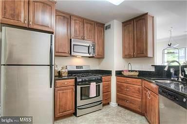 3rd image of 12900 Fair Briar Ln #12900