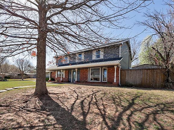 4th image of 3012 Brookhollow Rd