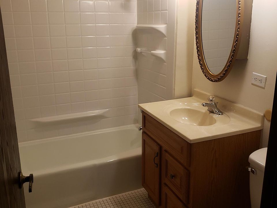 1st image of 15735 Terrace Dr #1