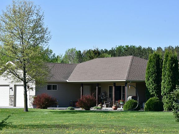4th image of 11375 Gem St