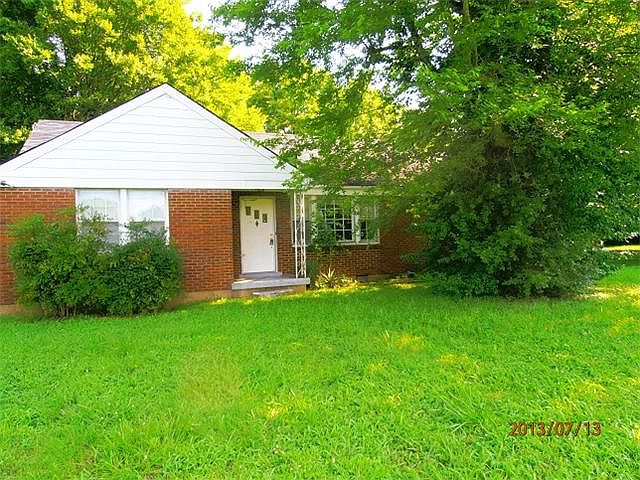 1st image of 209 Ewing Dr